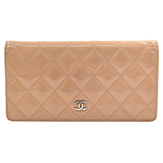 샤넬 클래식 페이던트 장지갑