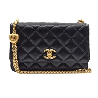 샤넬 램스킨 하트볼 WOC 크로스백